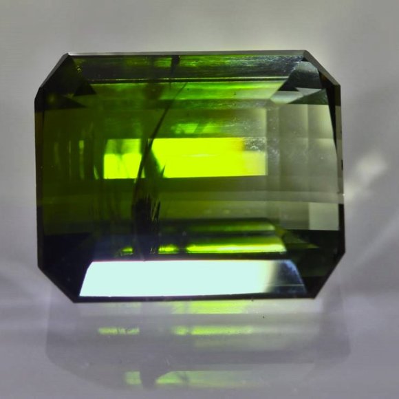 BiColor Tourmaline 7.12ct Natural Untreated